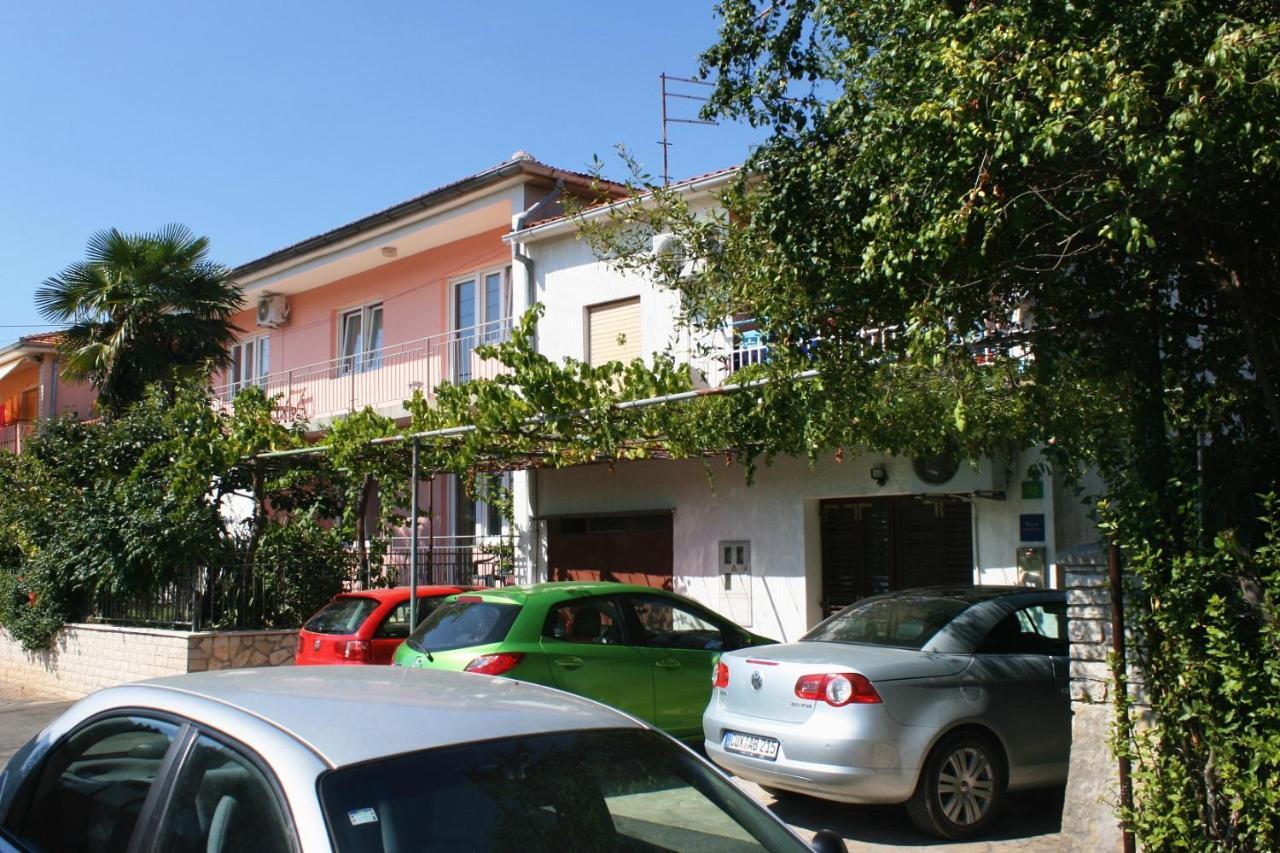 Apartments With A Parking Space Pula - 6985 外观 照片